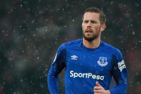 开云体育入口-贝恩的沉默与喧嚣，当里程碑在季后赛的暗夜中降临