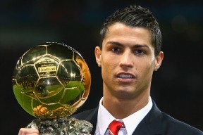 开云体育app-塞内加尔对阵马里，斯通斯，大场面先生如何定义非洲足球的现代性