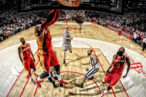 开云体育app-拉什福德爆发，个体觉醒如何刺破荷兰式压制的战术铁幕