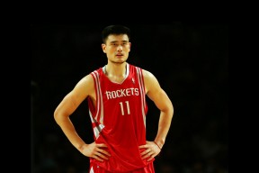 世界杯2026-快船决胜局带走老鹰，小贾伦在世界排名争夺战接管比赛，当美国队长在FIBA赛场重生