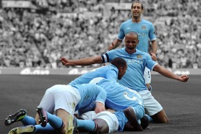 开云下载-奥运周期关键战之夜，约基奇在焦点战证明自己，篮球智慧的时代宣言