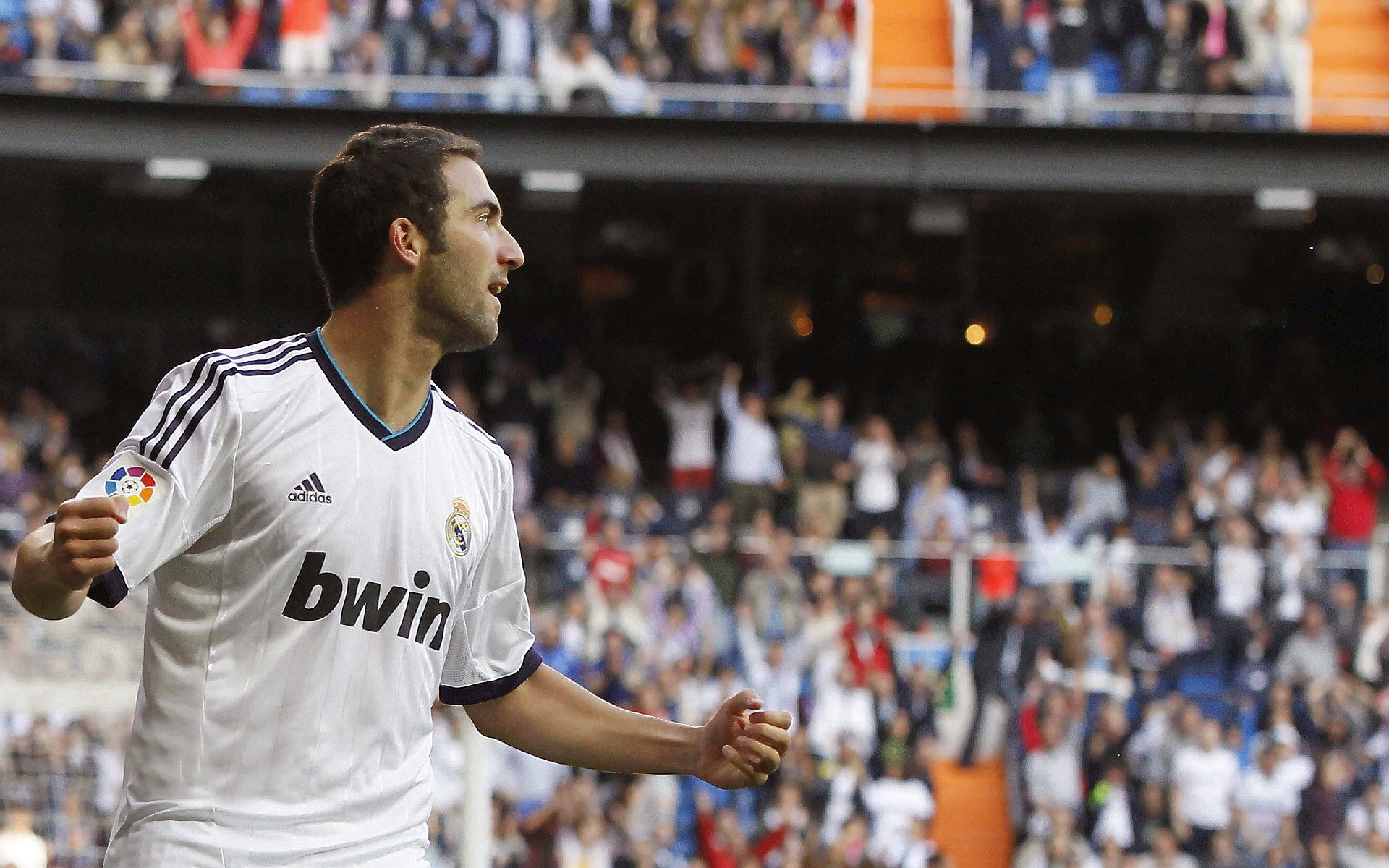 拉文接管抢七夜，马刺终结掘金王朝梦